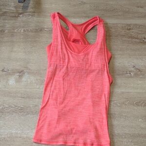 Lululemon Glide and Stride Tank
Heathered Alarming / Alarming Size 4